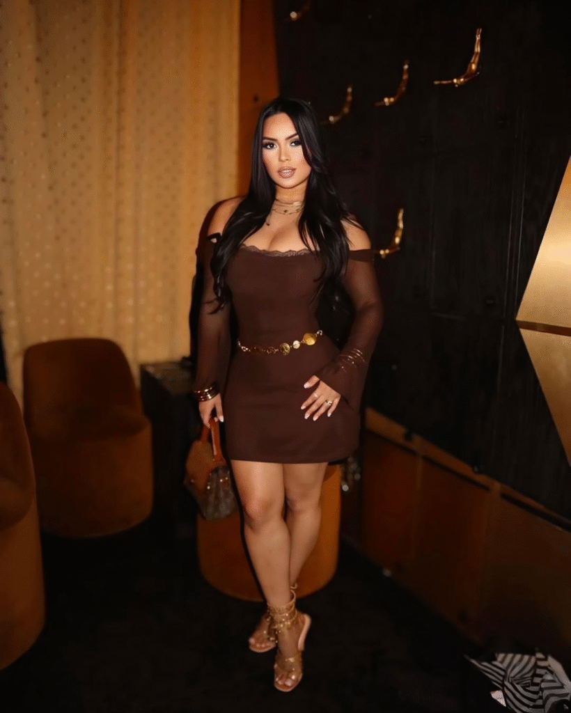Latina Outfits