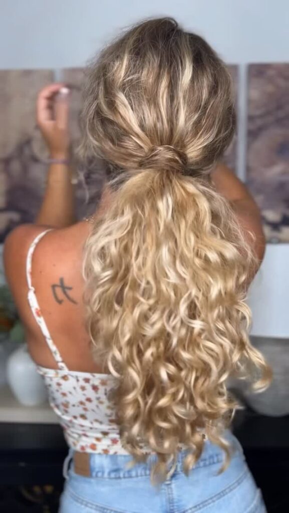 😍 10 Ponytail Hairstyles You’ll Fall in Love With — From Messy to Sleek Styles You Can Copy Today 4 Ponytail Hairstyles