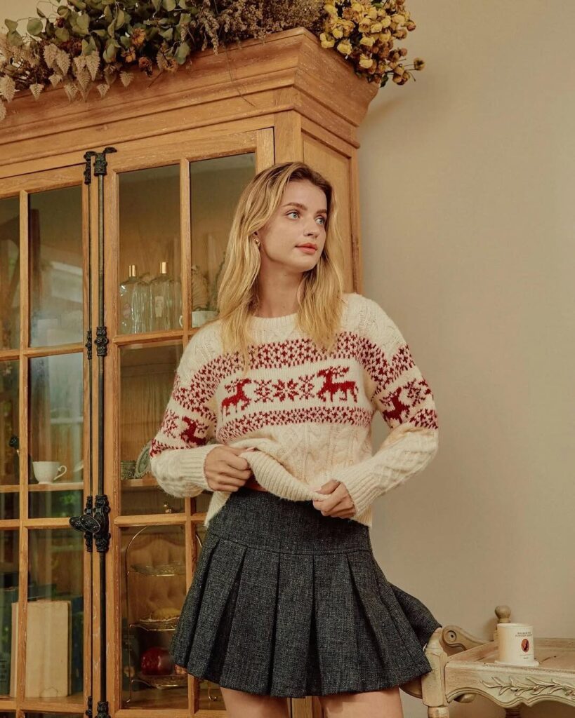 π 15 Christmas Party Outfits to Look Classy, Confident, and Totally Ready for Every Celebration 3 Christmas party outfits