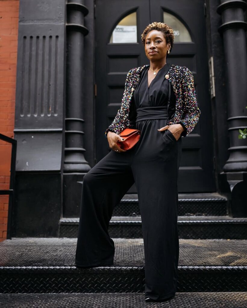 π 15 Christmas Party Outfits to Look Classy, Confident, and Totally Ready for Every Celebration 5 Christmas party outfits