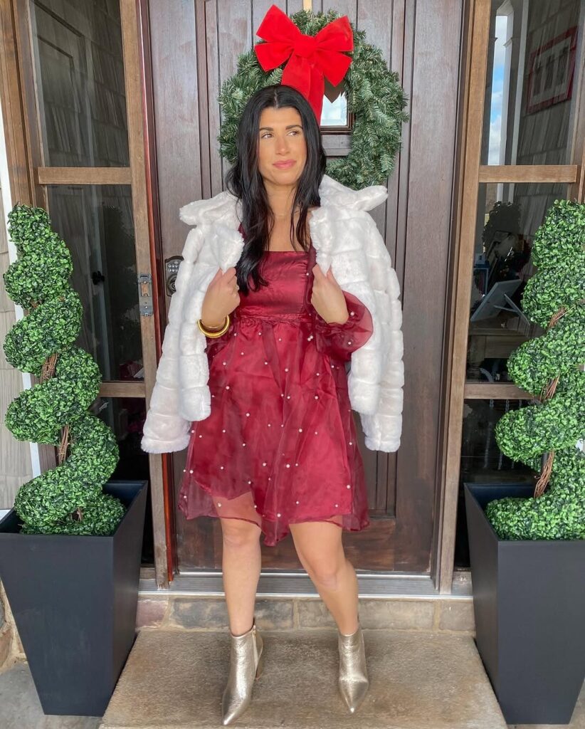 π 15 Christmas Party Outfits to Look Classy, Confident, and Totally Ready for Every Celebration 15 Christmas party outfits